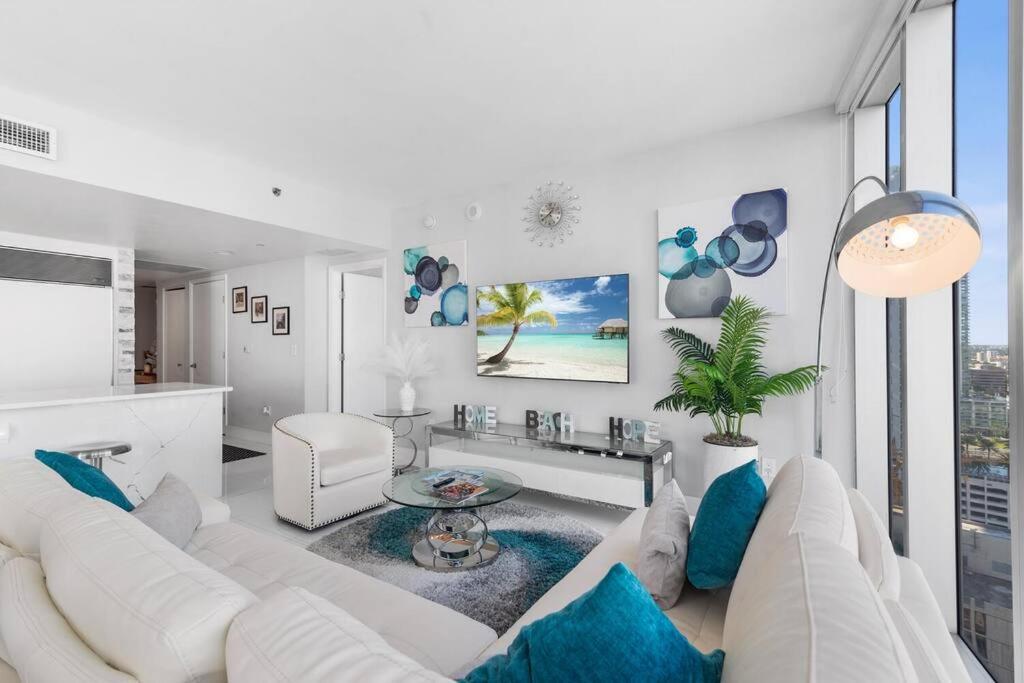 Penthouse Luxury Icon And W Panoramic Views Balcony In Brickell * Miami